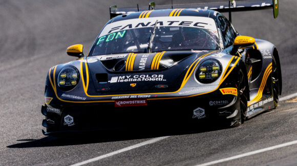 Car Collection startet bei der GT World Challenge Australia in Bathurst