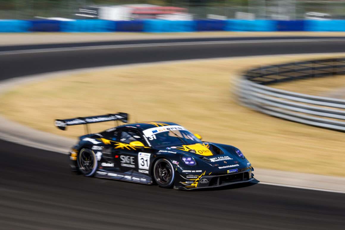 Starke Pace, enttäuschende Ausbeute – Car Collection Motorsport verpasst Top-Ergebnisse am Hungaroring